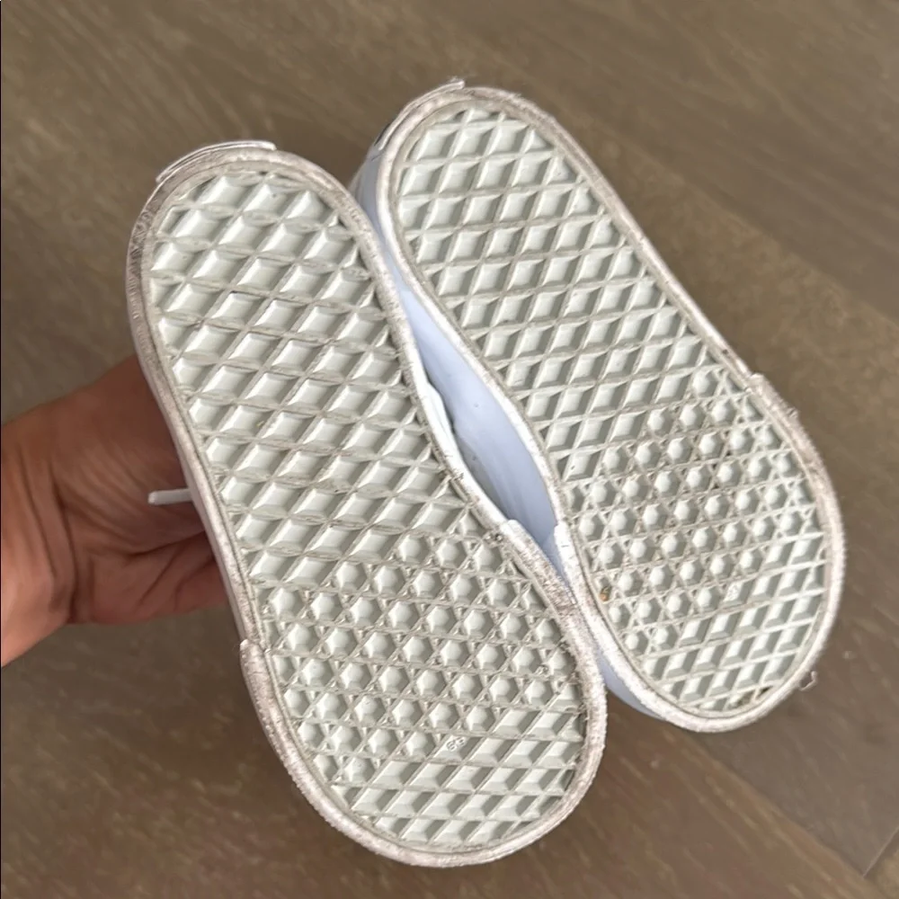 Vans Kids Toddler White Sneakers Size 5.5 - Picture 6 of 6